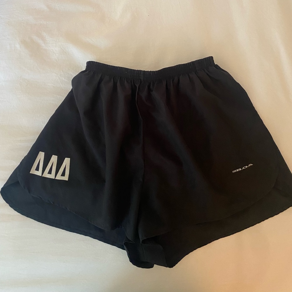 BOA black shorts - medium - TRIDELTA